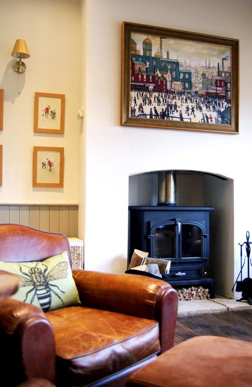 The Six Bells Bed and Breakfast Bourne Buitenkant foto